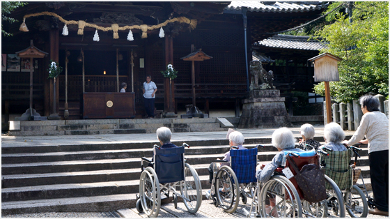 向日神社へお参り